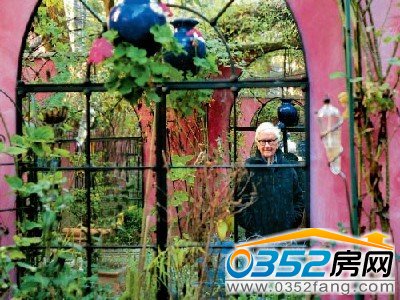 浪漫的花园绿色的植被