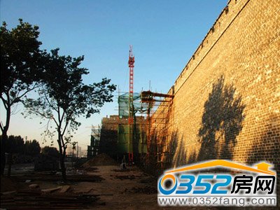 ��ͬ�б���ǽ�������