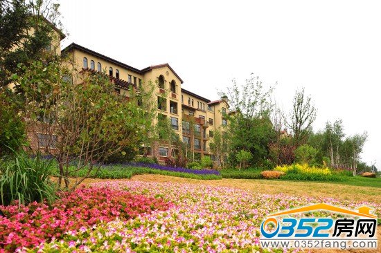 江鸿·铂蓝郡及铂蓝郡·原麓交房