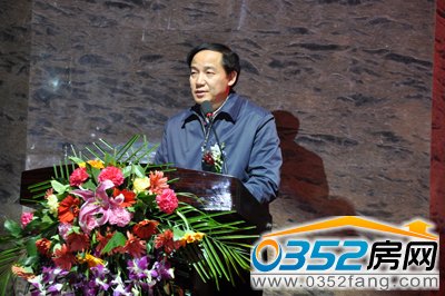 副市长操学诚