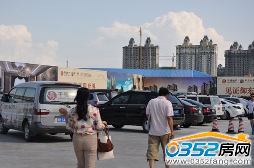 千禧御东画卷迎来大批新老客户