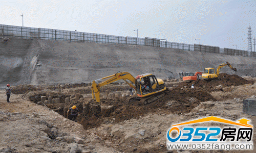 小区商铺地基施工现场图