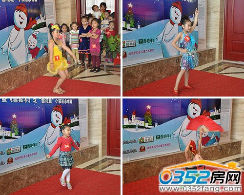 小演员们使出浑身解数施展才艺