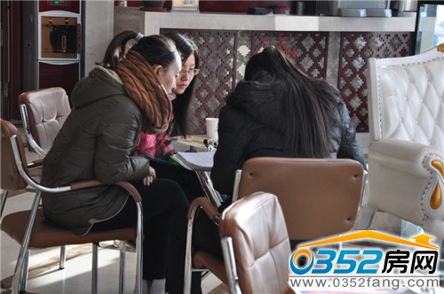 来访客户详细咨询千禧御东画卷项目信息