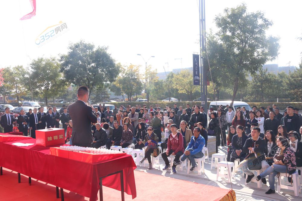 0516220244aff4a7f13981.jpg 0516220244aff4a7f13981.jpg