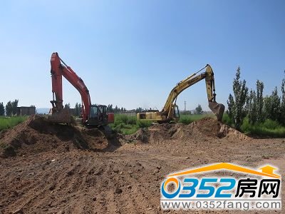 尚郡翠林苑盛大奠基培土