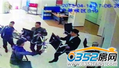 当时银行监控画面