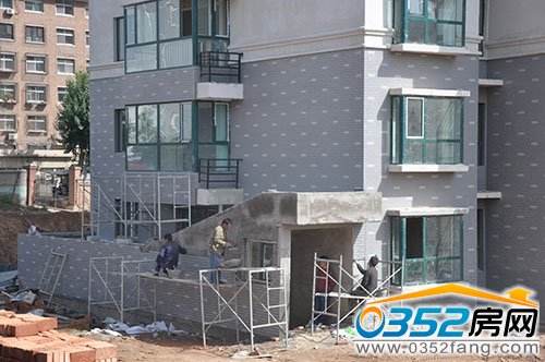 3号楼地下车库主体完工 正在进行外部装修