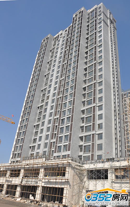 外部完成装修的底铺