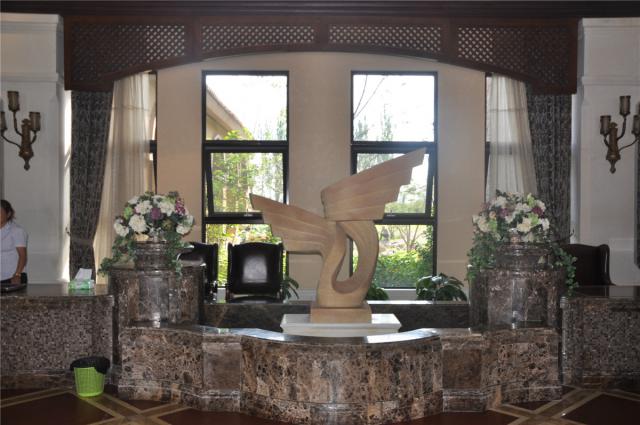 �п�����Է�Ӵ�����ʵ��ͼ