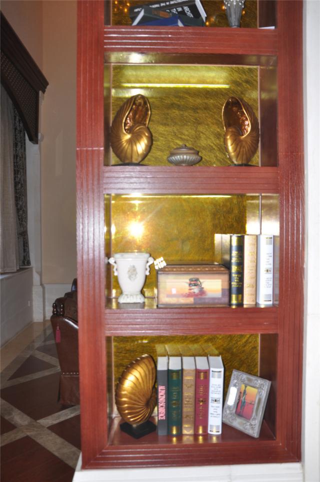 �п�����Է�Ӵ�����װ��չ��