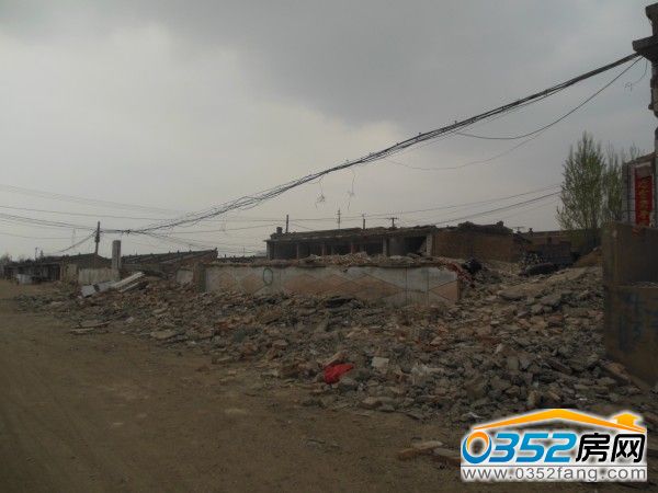 碧水云天· 御河湾 碧水云天· 御河湾工地(曹夫楼村)4月10日现状