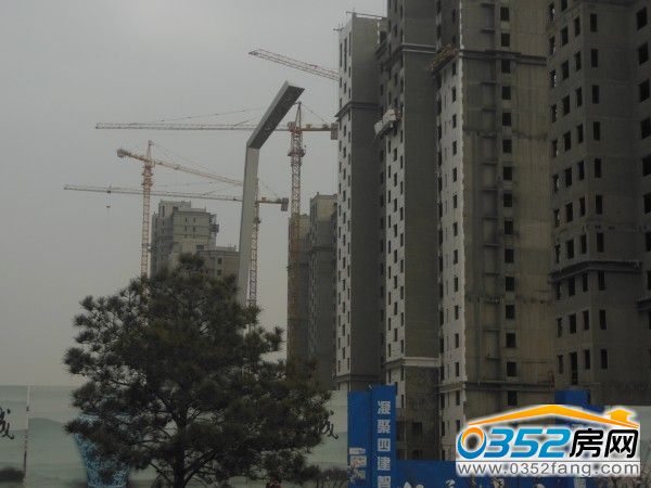 亲水湾龙园 亲水湾龙园4.10日部分楼座开始涂外立面