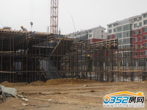 鸿晟广场 鸿晟广场4月10日A座公寓已建至2层