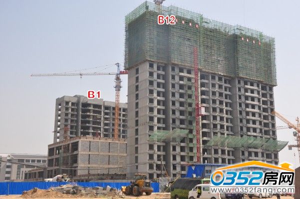 睿和锦城5月22日B12#楼已建19层、B1#楼已经封顶