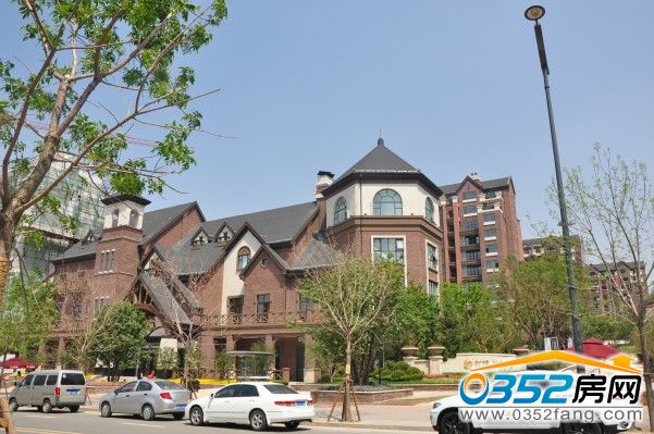 江鸿铂蓝原著接待中心