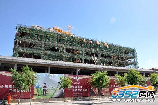 鸿晟广场A座实景图(6月10日)