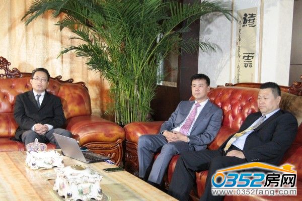 新世界百货华北区项目开发部副总经理徐速、业务拓展部总经理徐莹、首席代表王琳
