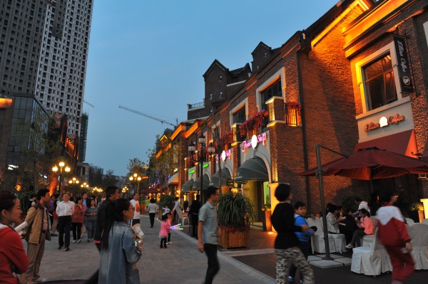 伦敦街High Street英伦风情步行街区夜景