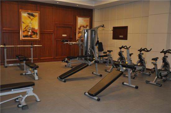 江鸿运动会所-健身房