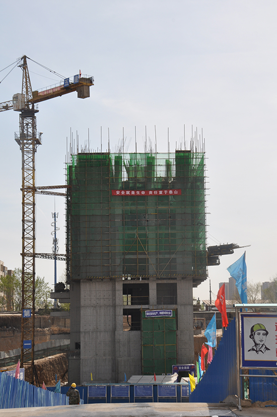 上河万家广场现在部分主体建设至六层