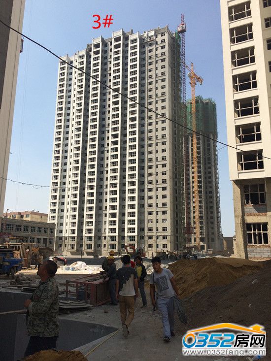 金水湾工程实景图3#地暖已铺完,正在做防火门窗。