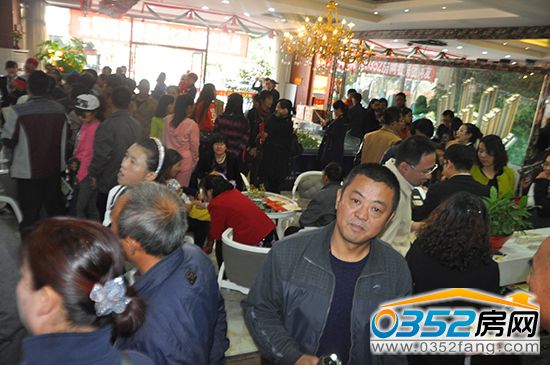 0117163514f8c5a69e9611.jpg 2..JPG