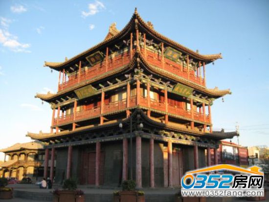 0910333411777080d90986.jpg 钟楼.jpg