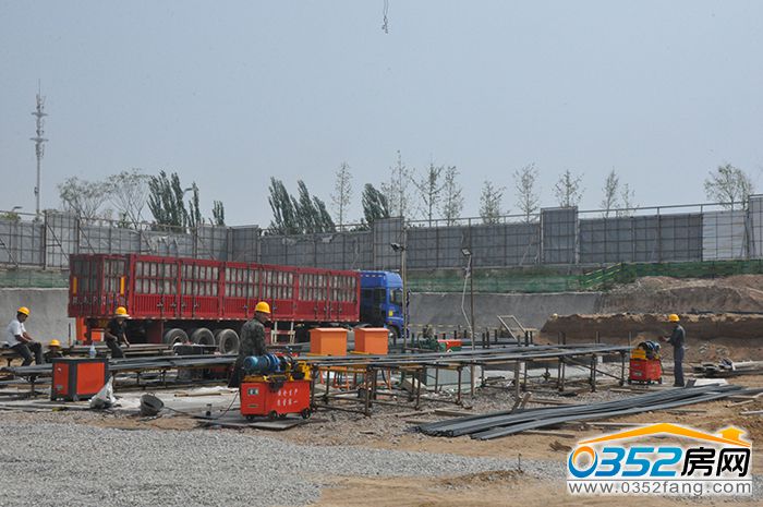 071632210abcb57b775342.jpg 钢筋工人.jpg