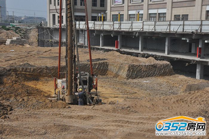 0815205051e24b0deb9018.jpg 8号楼打桩.jpg