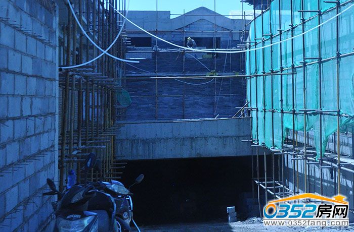 23151515a0becedeca5155.jpg 地下车库.JPG