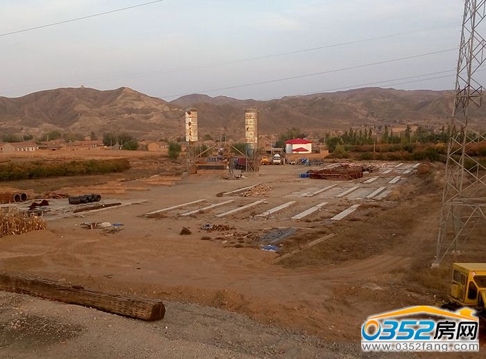 18120137936e2910802100.jpg 附近的施工现场.jpg