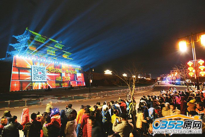 121436346c1ad0cec22012.jpg 20163D灯光秀.jpg