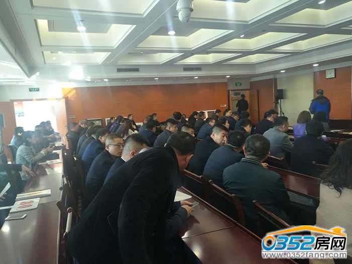 0117185250c1a6b2c32951.jpg 开发商陆续到期 拍卖会即将开始.jpg