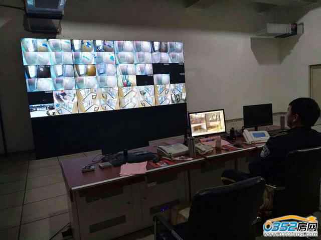 С�������