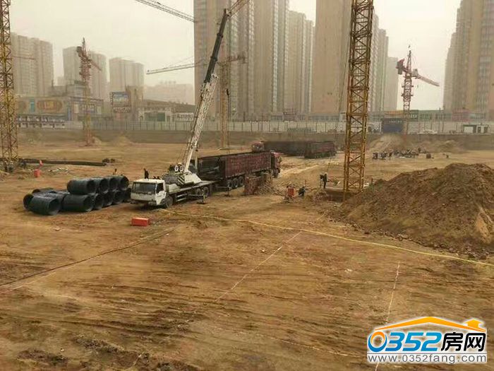 05161736d34edbee474365.jpg 万向城工地.jpg