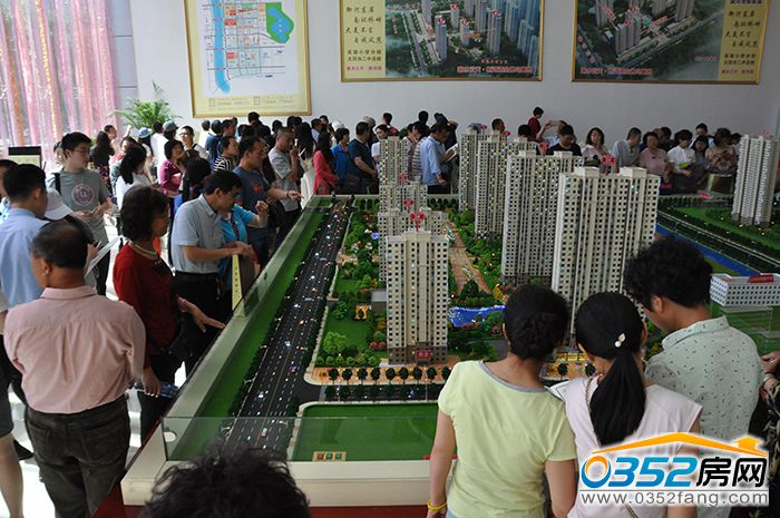 27173949dad21525a55845.jpg 碧水云天沙盘700.jpg