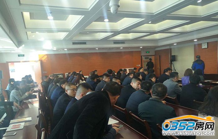 07152900676b6fab275300.jpg 0117185250c1a6b2c32951.jpg