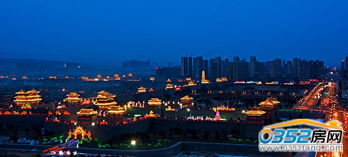 30165620a7639893403465.jpg (古城夜景)曲振国 副本.JPG