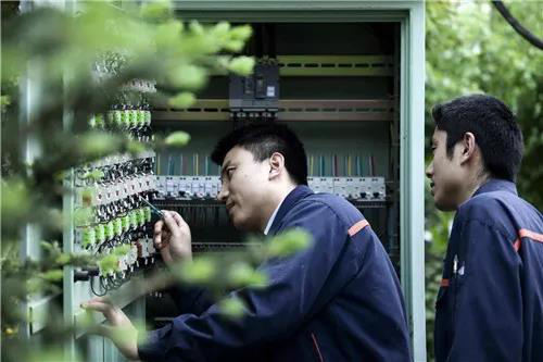 18163820dd5e524c590117.png 18163820dd5e524c590117.png